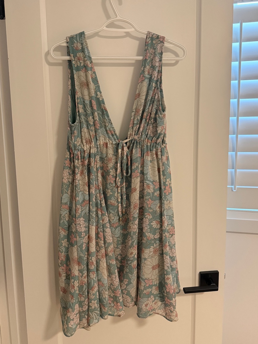 BNWT Floral Tie-Front Mini Dress in Seafoam Green
